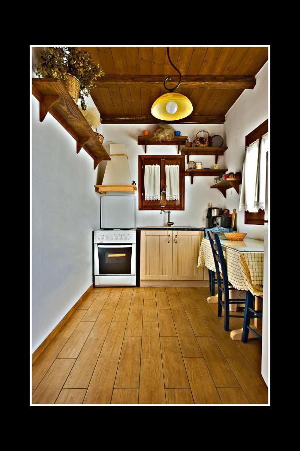 Porto Katsiki Guest Houses Athánion Екстериор снимка