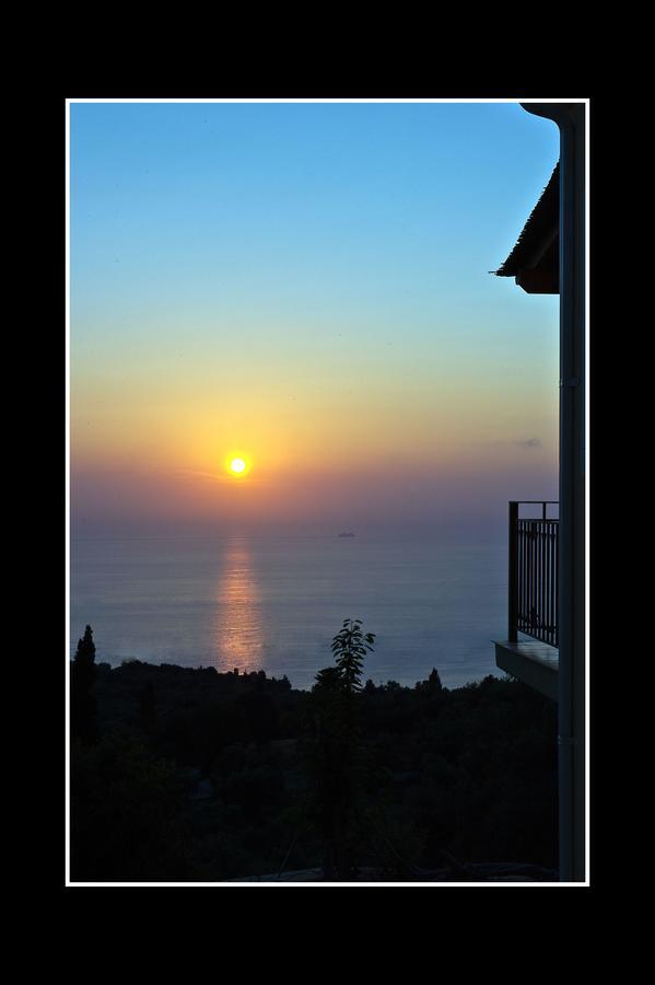 Porto Katsiki Guest Houses Athánion Екстериор снимка